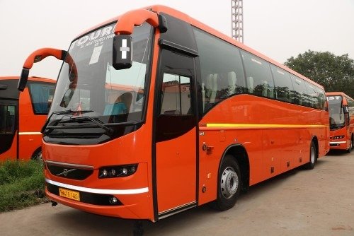 WhatsApp Image 2025-12-04 at 16.06.44_bf4ad1eb.jpg - Supreme Car Rental